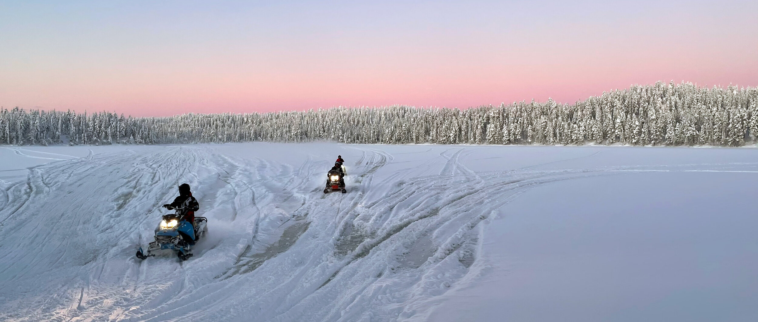 Snöskoter i Kronogård